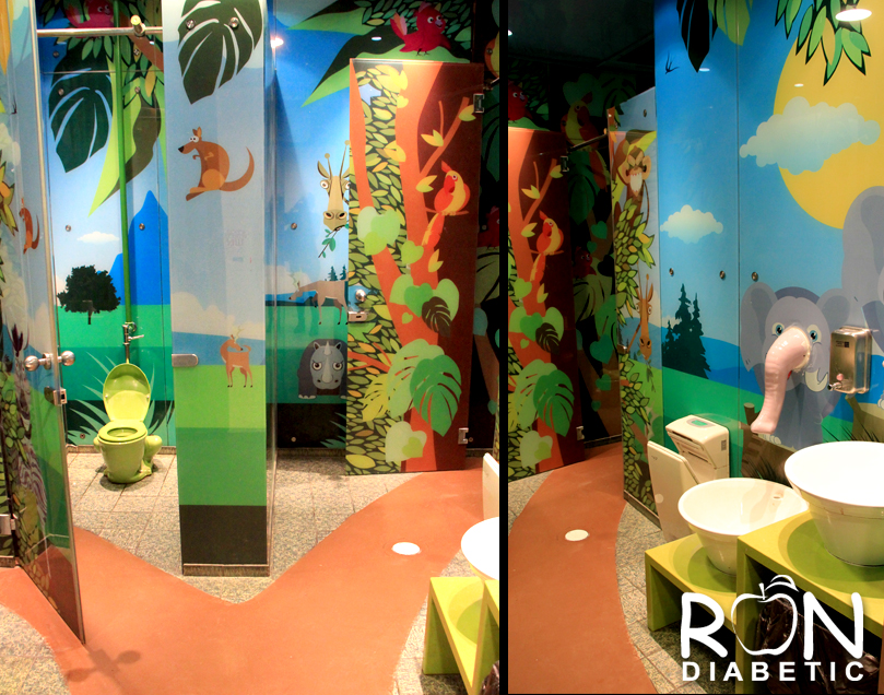 Детский туалет. Dizengoff Мол. Тель-Авив