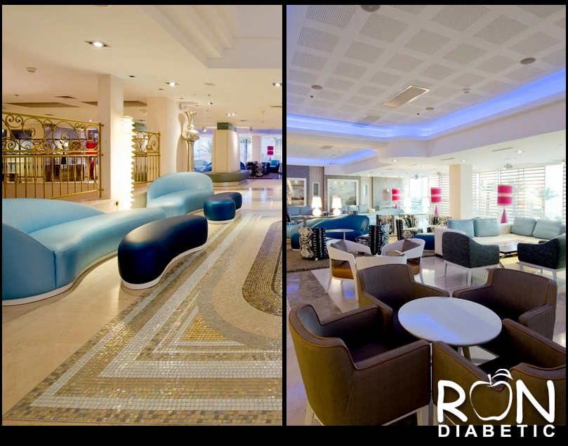 Красивое и уютное лобби отеля HERODS