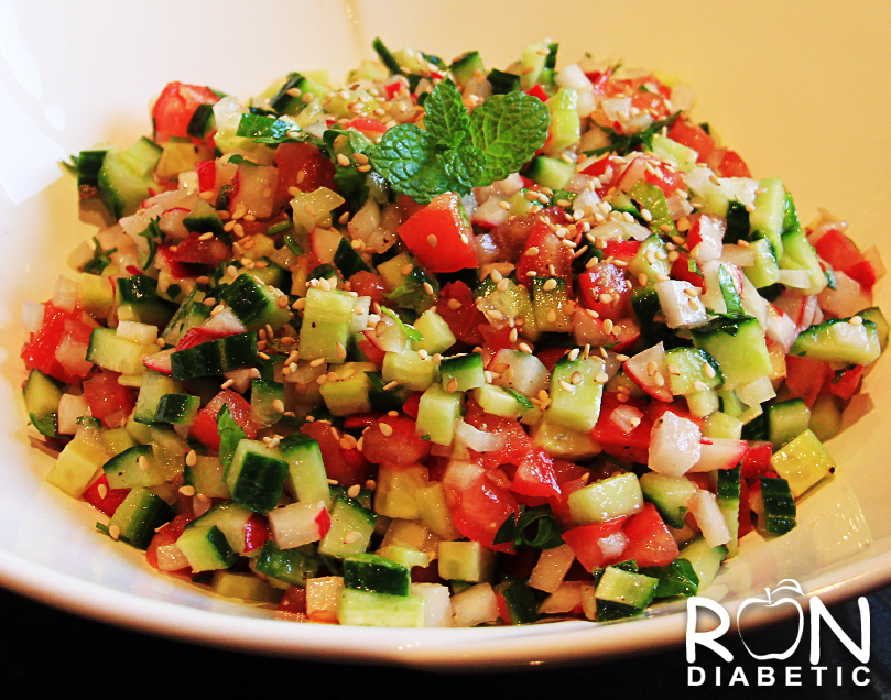 Простой и вкусный израильский салат