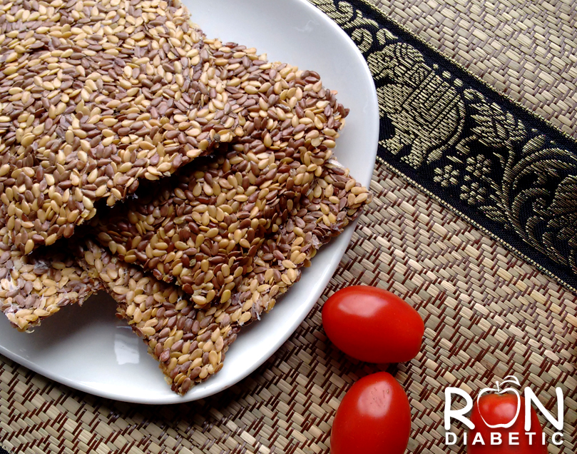 Очень простой рецепт крекеров с семенами льна