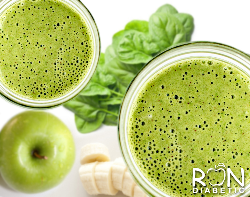 Бананово-яблочный коктейль со шпинатом